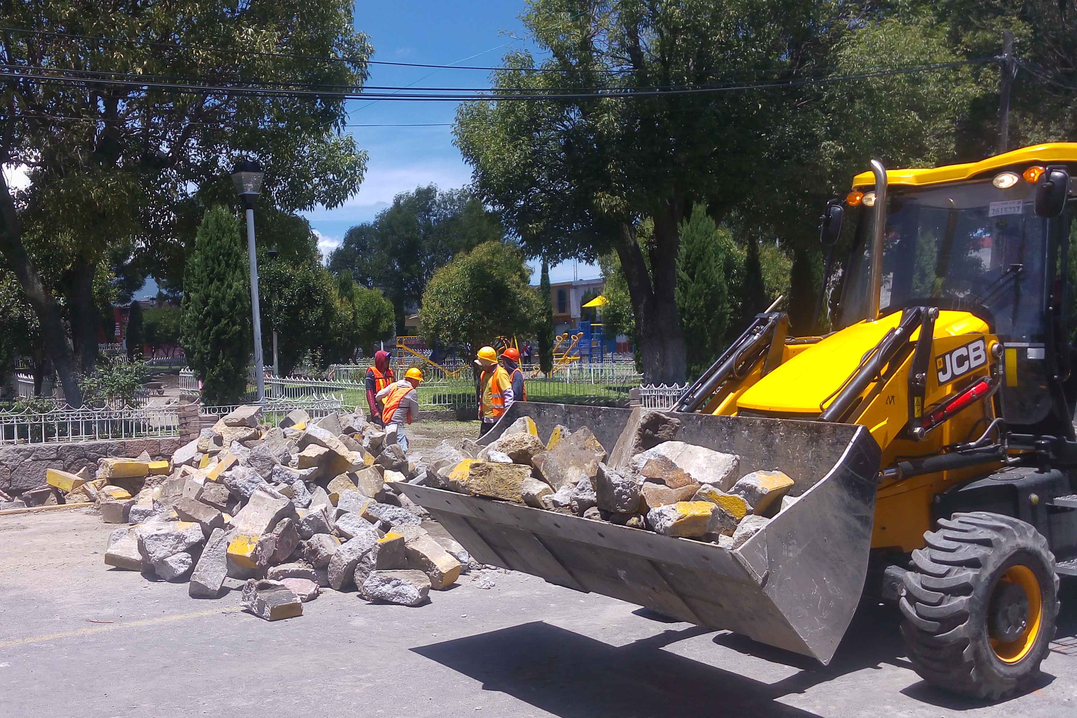 170902_SECODUVI_OBRA_PUBLICA_IXTENCO_18