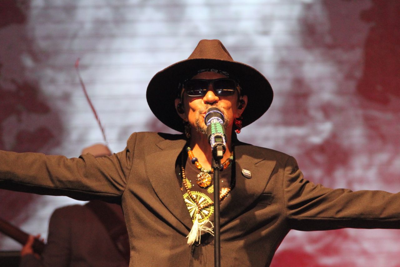 MALDITA VECINDAD (1)