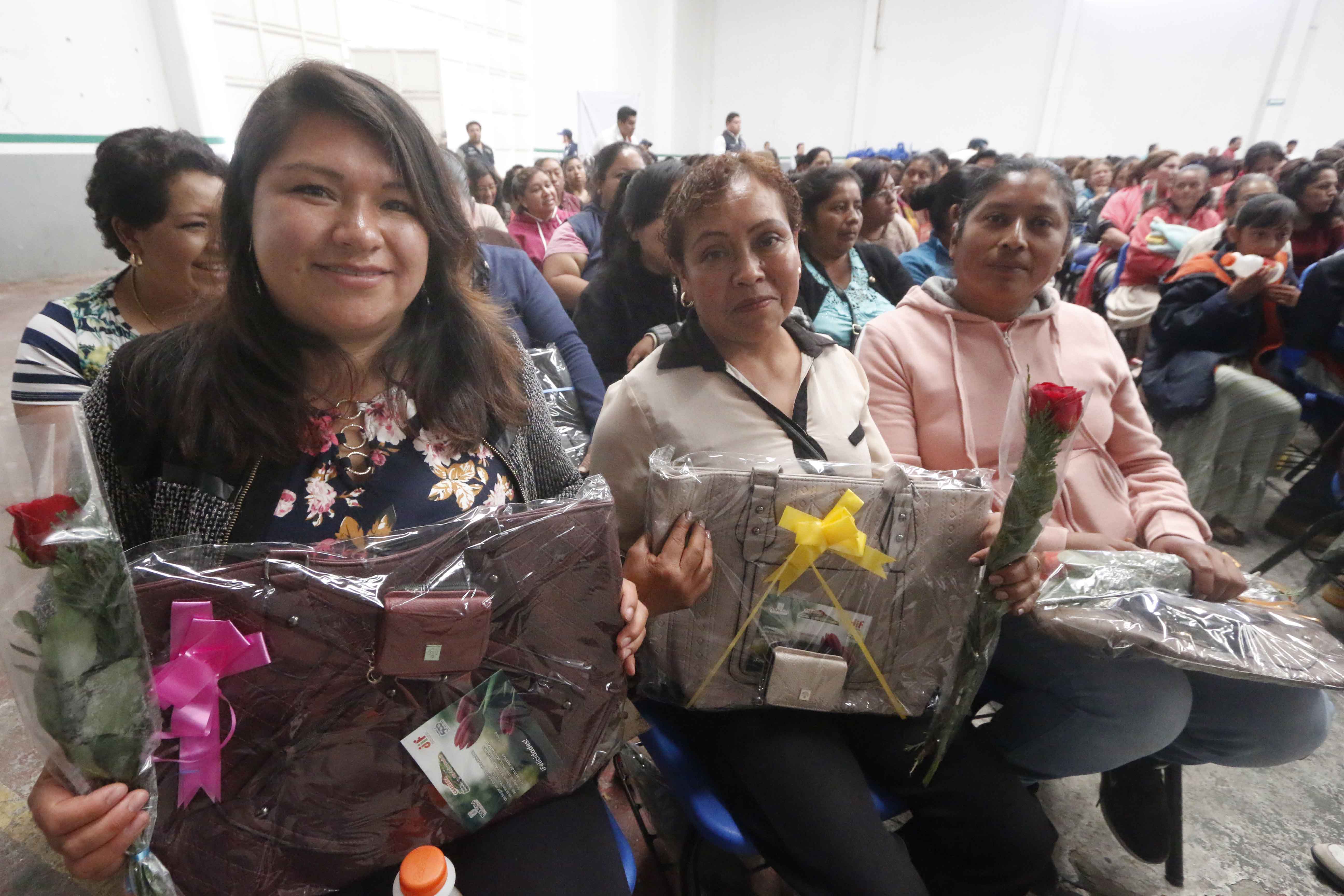 280519_SCH_DIF_CARAVANA MADRES_CONTLA_001